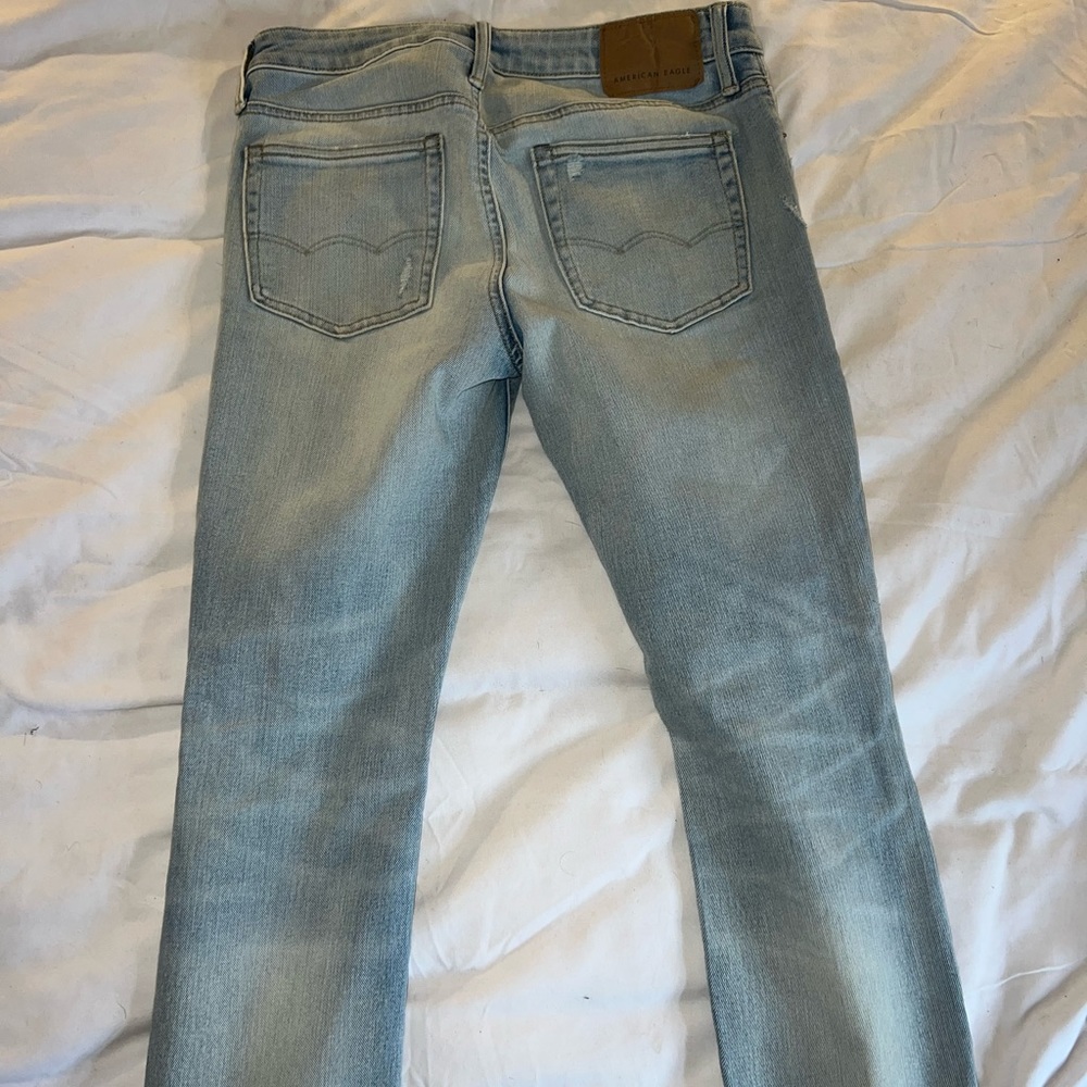 American Eagle Ripped Jeans - Picture 3 of 3